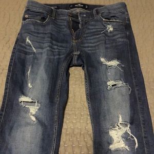 Hollister Super Skinny destroyed Jeans